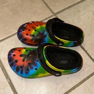 Insulated Rainbow Tie-dye Crocs🌈 Only worn a couple times, BRAND NEW!